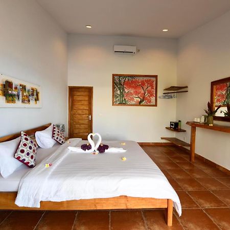Pebble & Fins Bali Dive Resort 툴람벤 외부 사진