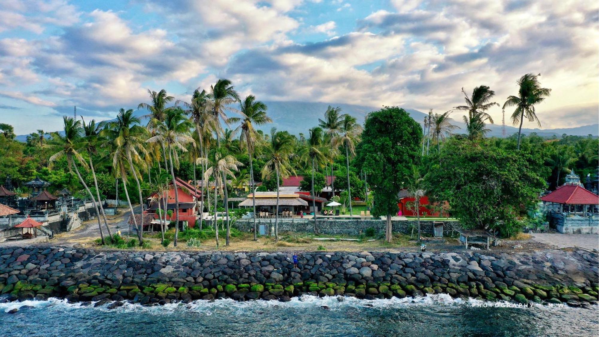 Pebble & Fins Bali Dive Resort 툴람벤 외부 사진