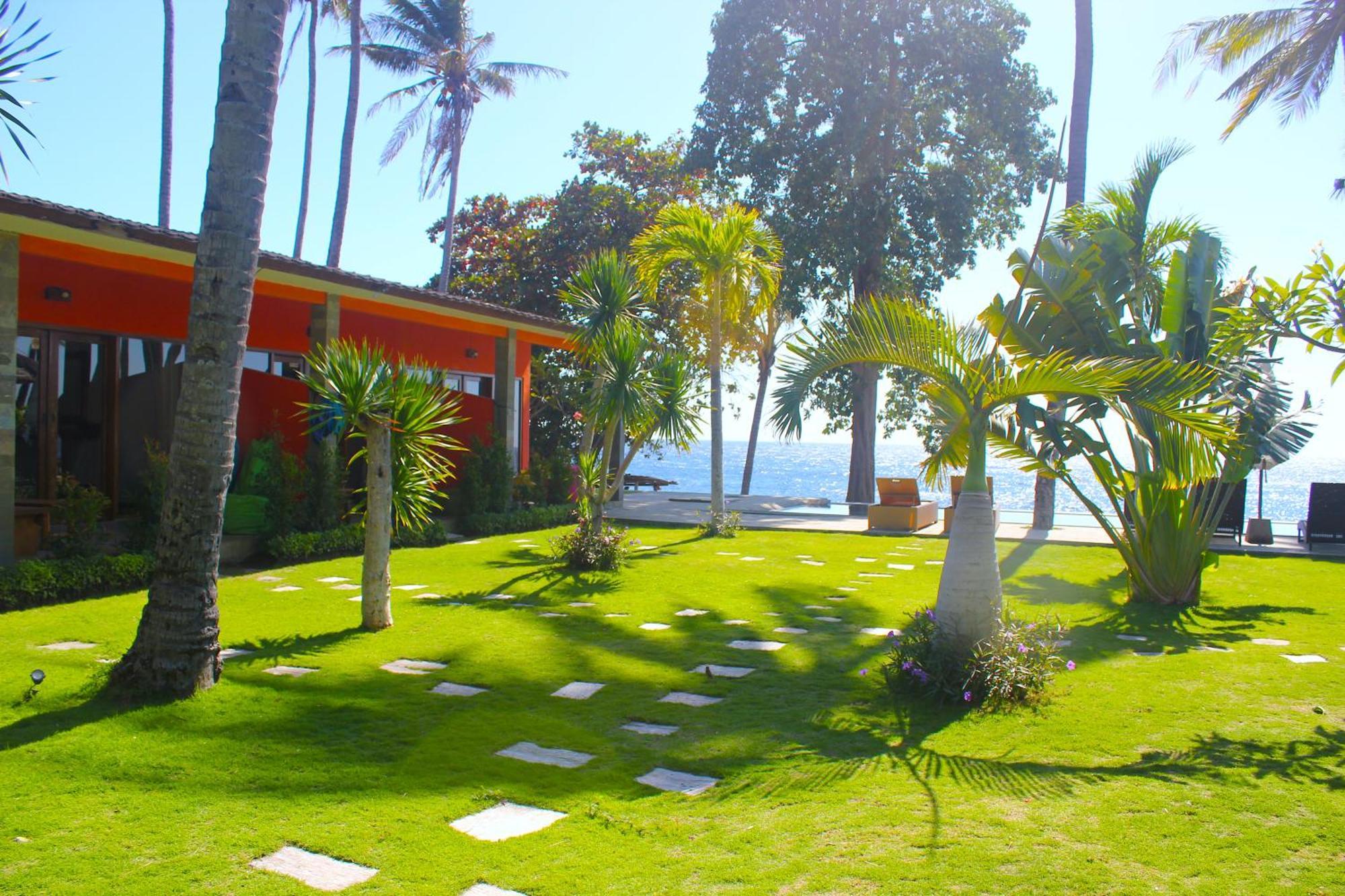 Pebble & Fins Bali Dive Resort 툴람벤 외부 사진