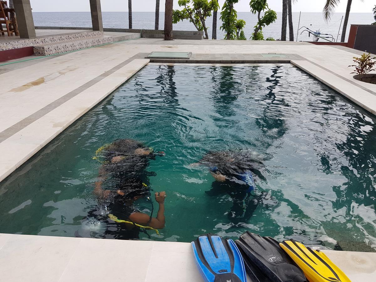 Pebble & Fins Bali Dive Resort 툴람벤 외부 사진